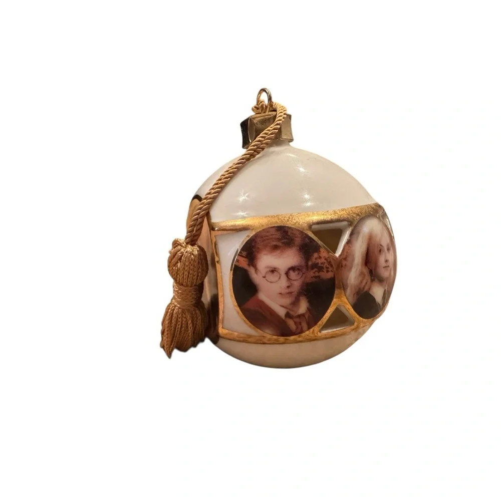 Wizarding World of Harry Potter Official Ceramic Hogwarts Gold Tassel Ornament